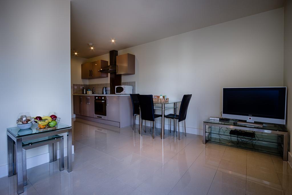 Halo Serviced Apartments - The Point Шефилд Экстерьер фото