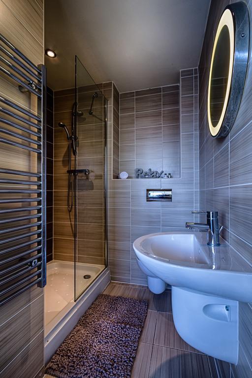 Halo Serviced Apartments - The Point Шефилд Экстерьер фото